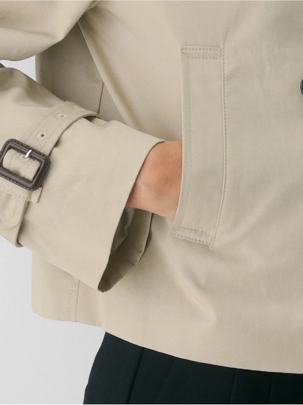 Aritzia Babaton Lightweight Cropped Trench Coat - Picture 4 of 16